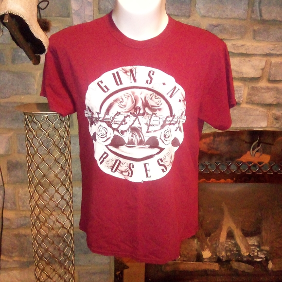 Guns & Roses vintage rock and roll t-shirts - Picture 1 of 7